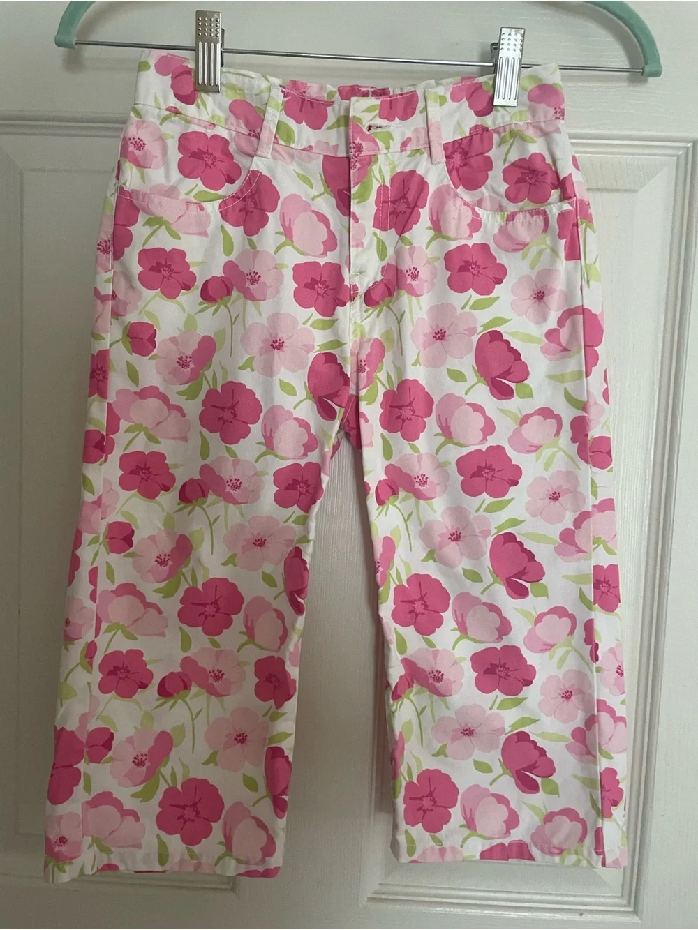 Gymboree White Capri Pants with Pink Floral Print